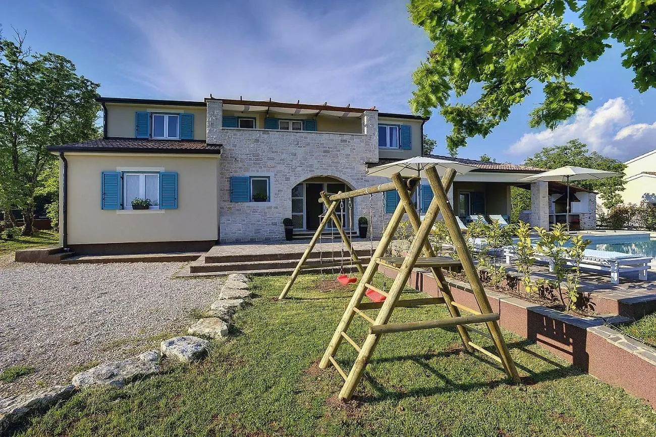 Sonnige Villa Mit Privatem Pool, Sauna, Whirlpool, Wlan, Klima Und Ein Kinderspielplatz Maruzini 0*,  Croatia