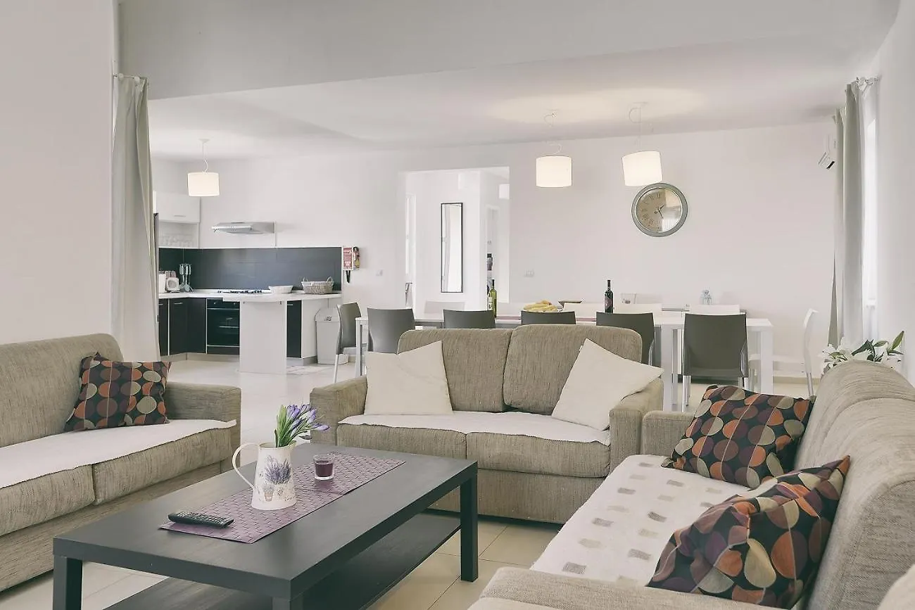 Sonnige Villa Mit Privatem Pool, Sauna, Whirlpool, Wlan, Klima Und Ein Kinderspielplatz Maruzini Croatia