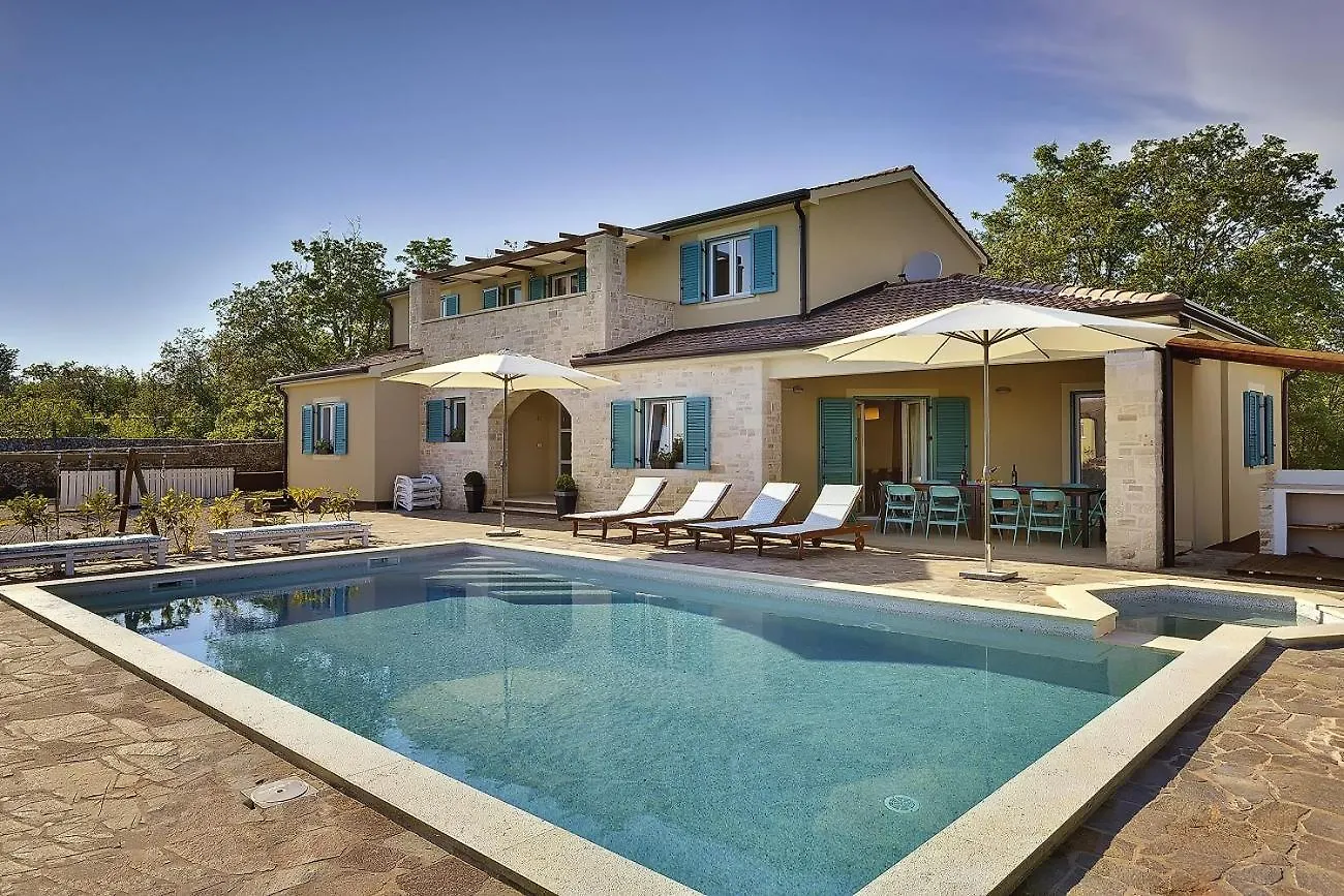 Sonnige Villa Mit Privatem Pool, Sauna, Whirlpool, Wlan, Klima Und Ein Kinderspielplatz Maruzini 0*,